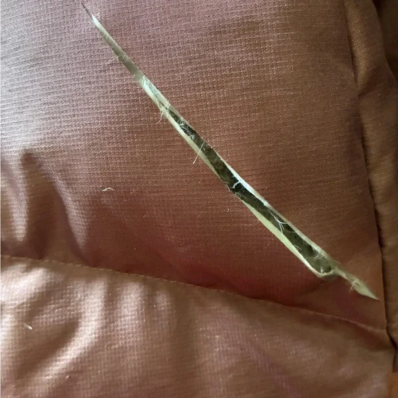 NWT Eddie Bauer Quilted Puffer Coat in Mauve - Size PXL- Needs to be patched - Picture 6 of 8